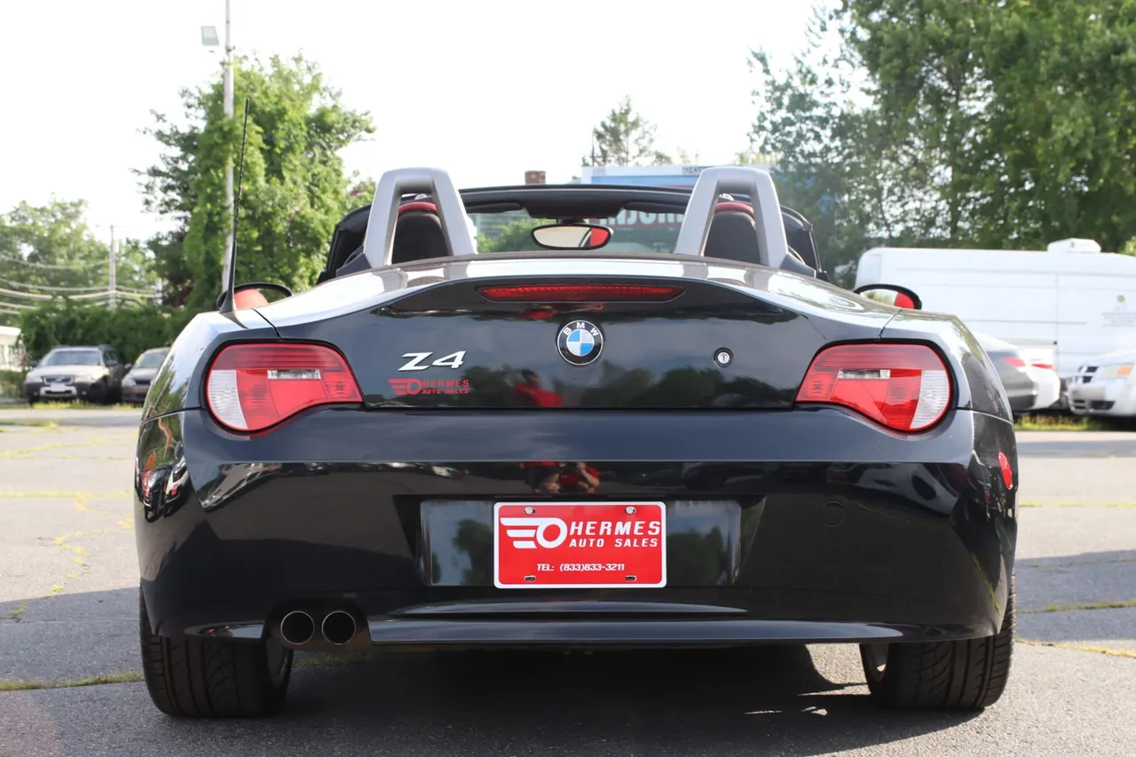 2008 BMW Z4 — photo 8 of 26
