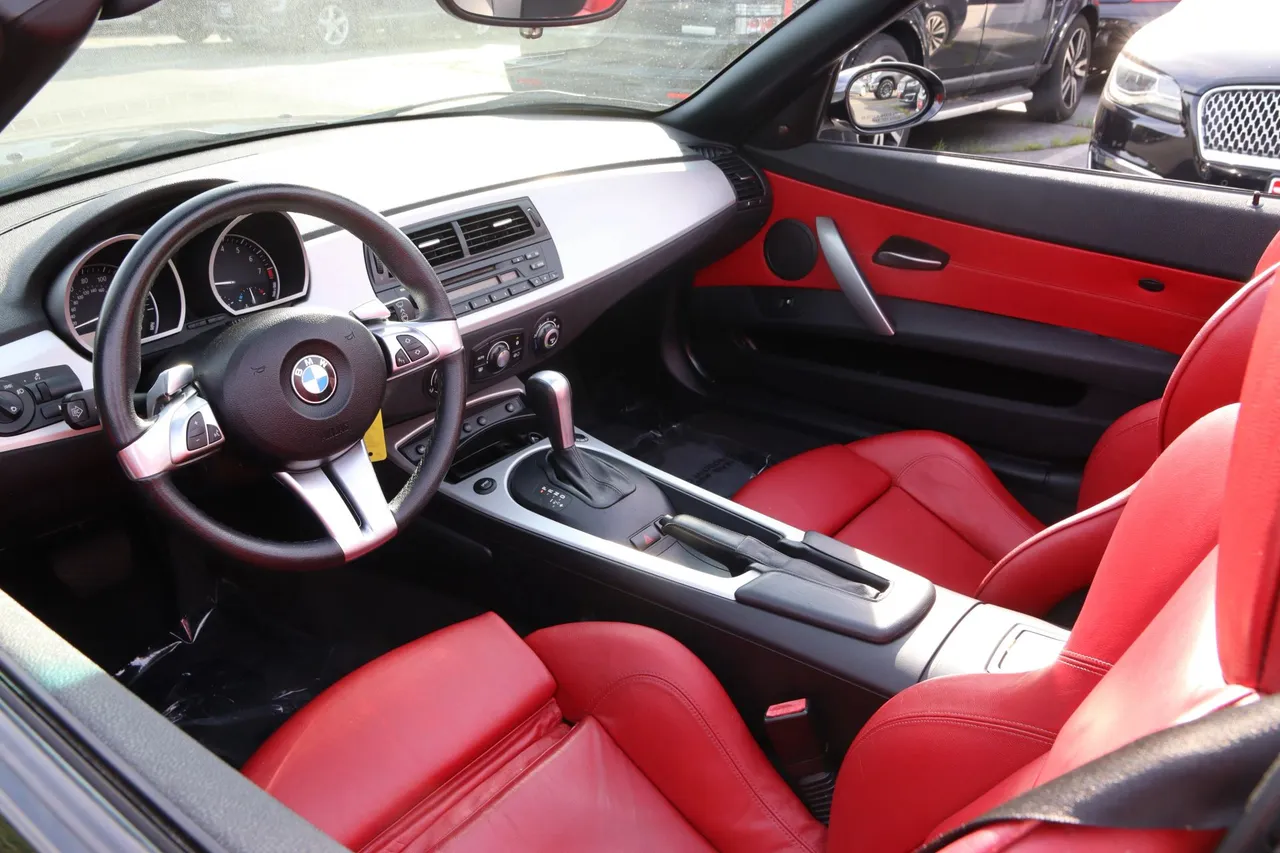 2008 BMW Z4 — photo 10 of 26