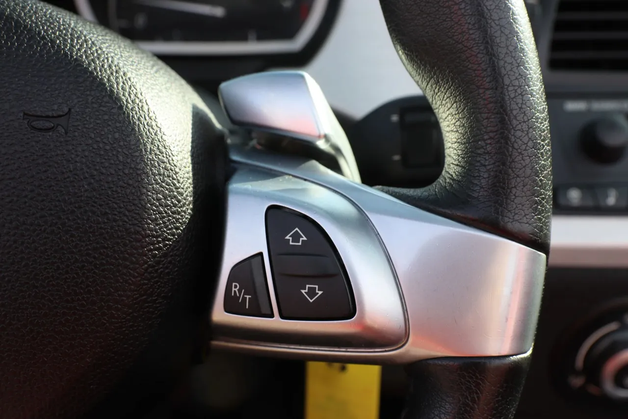2008 BMW Z4 — photo 14 of 26