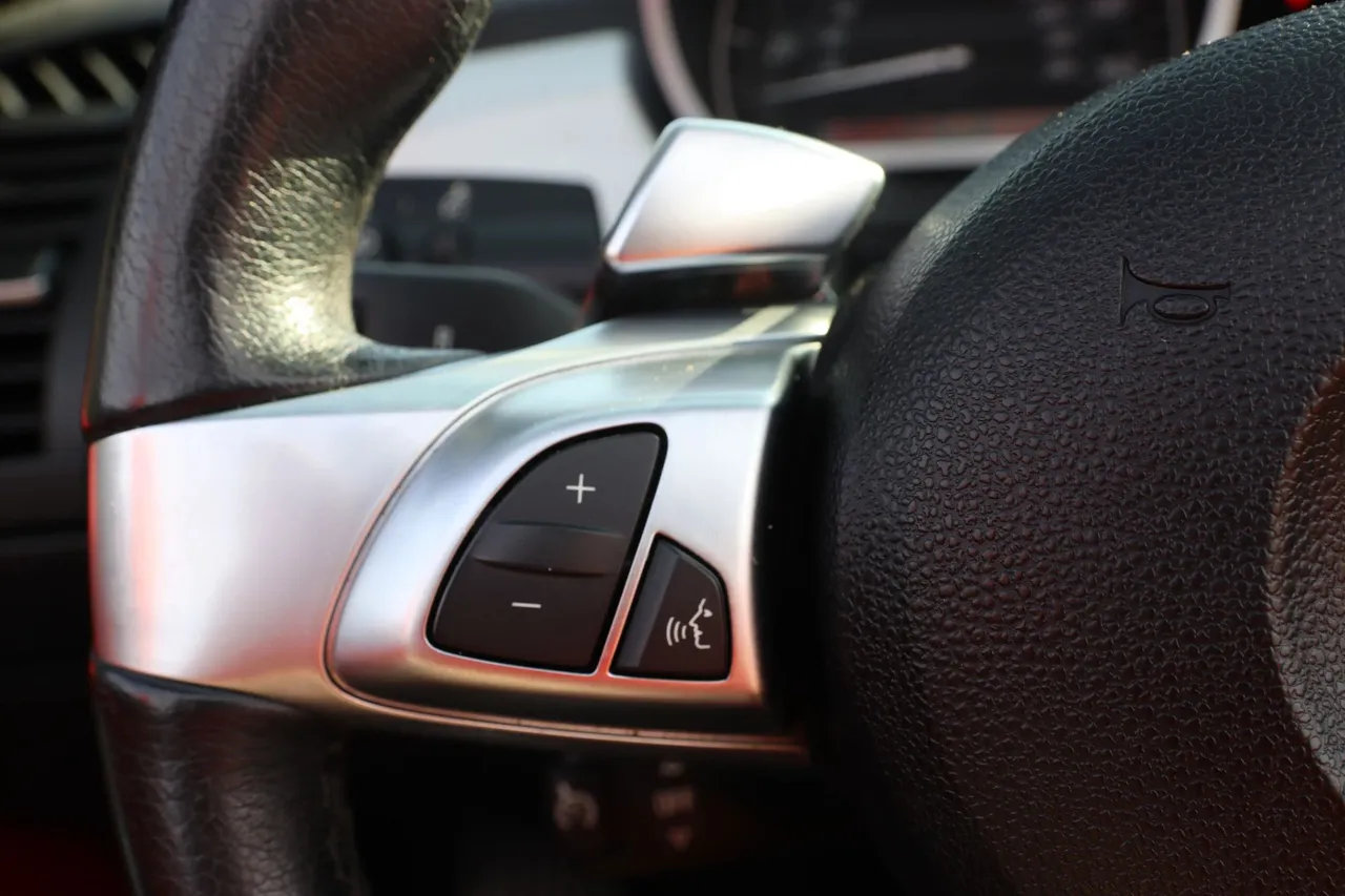 2008 BMW Z4 — photo 15 of 26