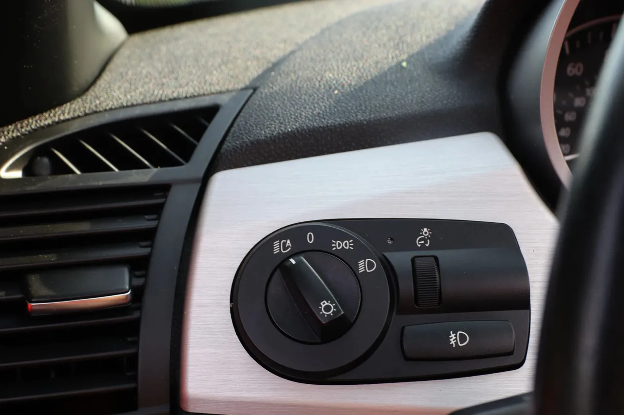 2008 BMW Z4 — photo 17 of 26