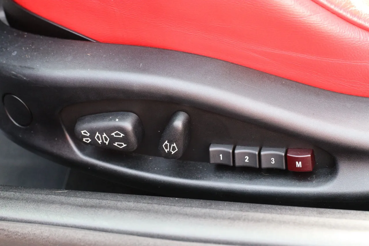 2008 BMW Z4 — photo 23 of 26