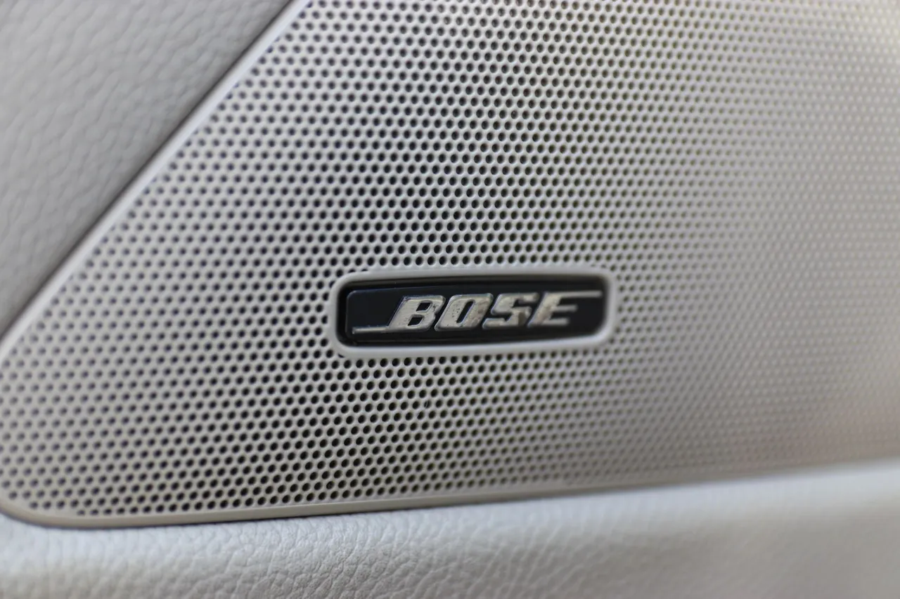 2009 Infiniti G — photo 12 of 32