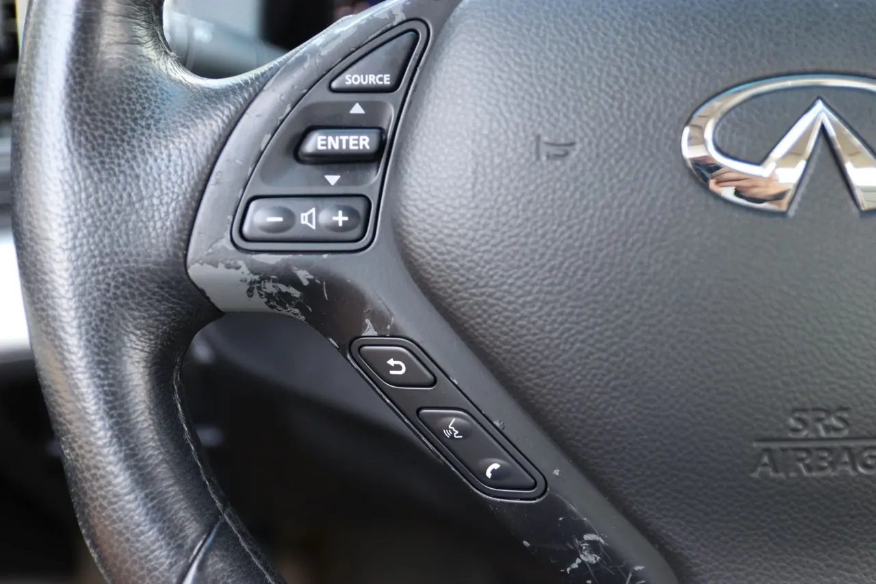 2009 Infiniti G — photo 21 of 32