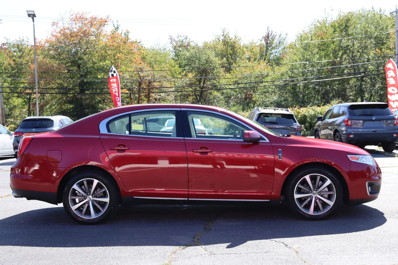 2009 Lincoln MKS Sedan 4D in RED — photo 6 of 42