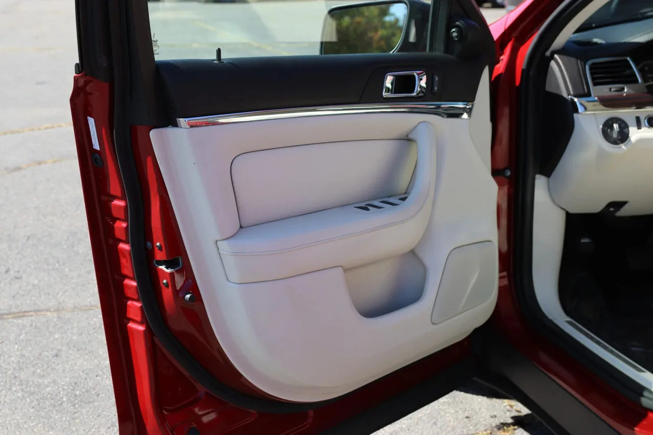 2009 Lincoln MKS Sedan 4D in RED — photo 13 of 42