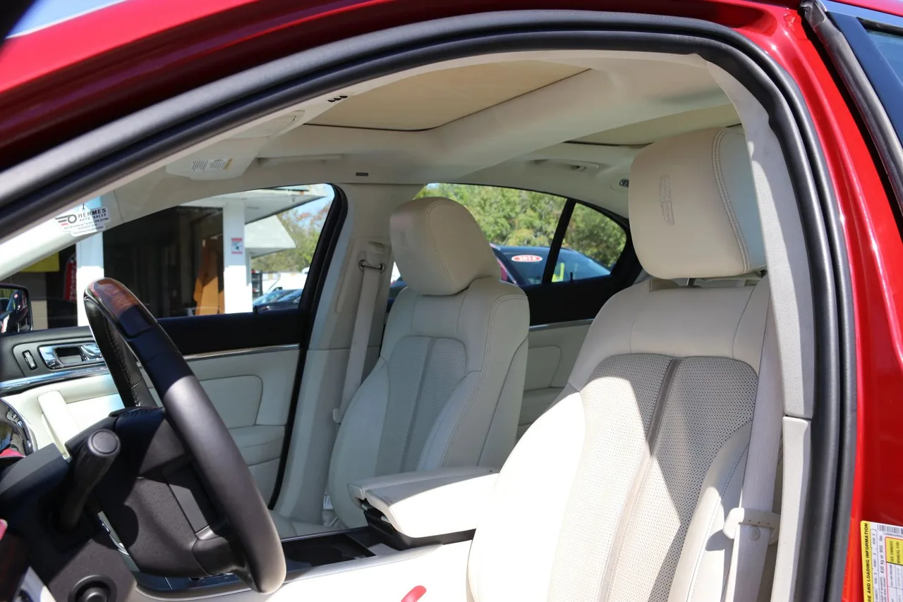 2009 Lincoln MKS Sedan 4D in RED — photo 16 of 42