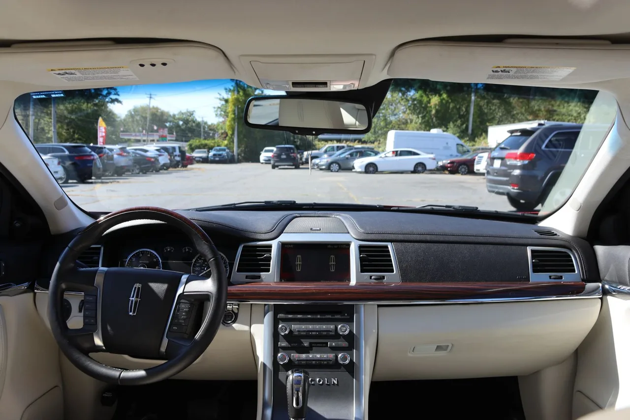 2009 Lincoln MKS Sedan 4D in RED — photo 28 of 42