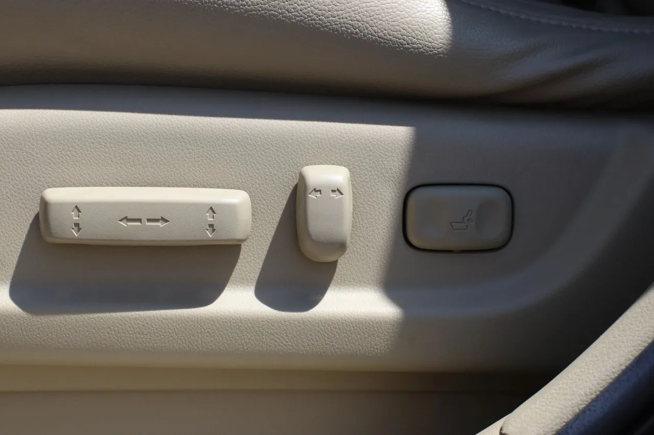 2013 Acura RDX — photo 17 of 33