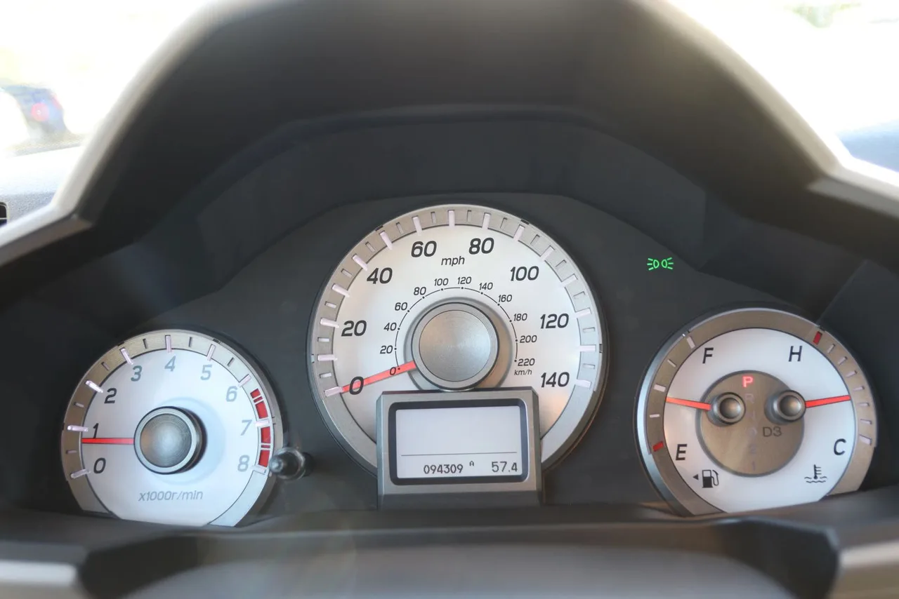 2013 Honda Pilot Touring Sport Utility 4D in Blue — photo 36 of 46