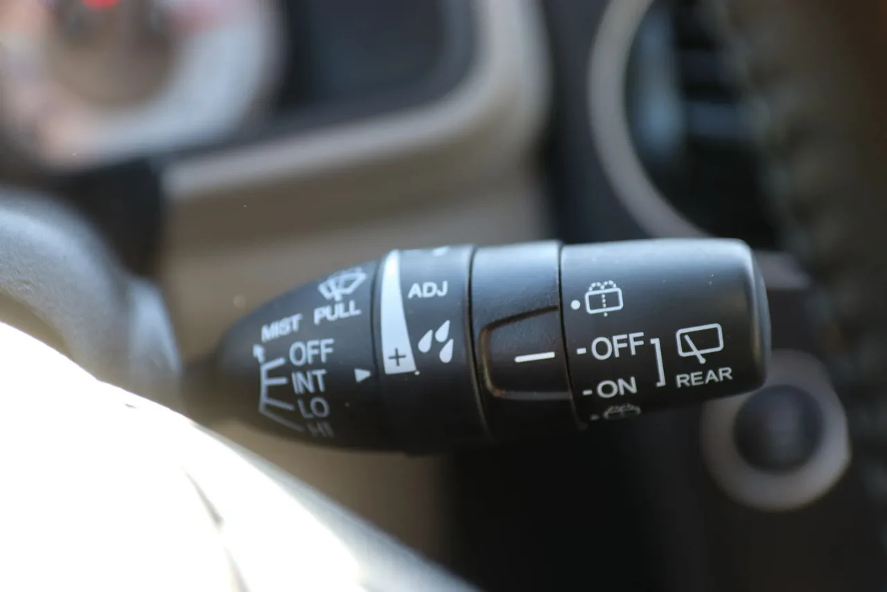 2013 Honda Pilot Touring Sport Utility 4D in Blue — photo 42 of 46