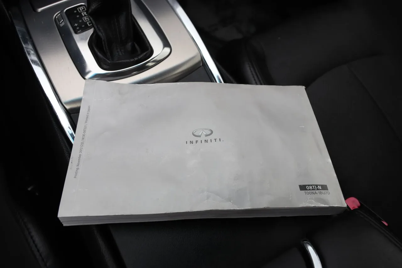 2013 Infiniti G G37X Sedan 4D in White — photo 37 of 37