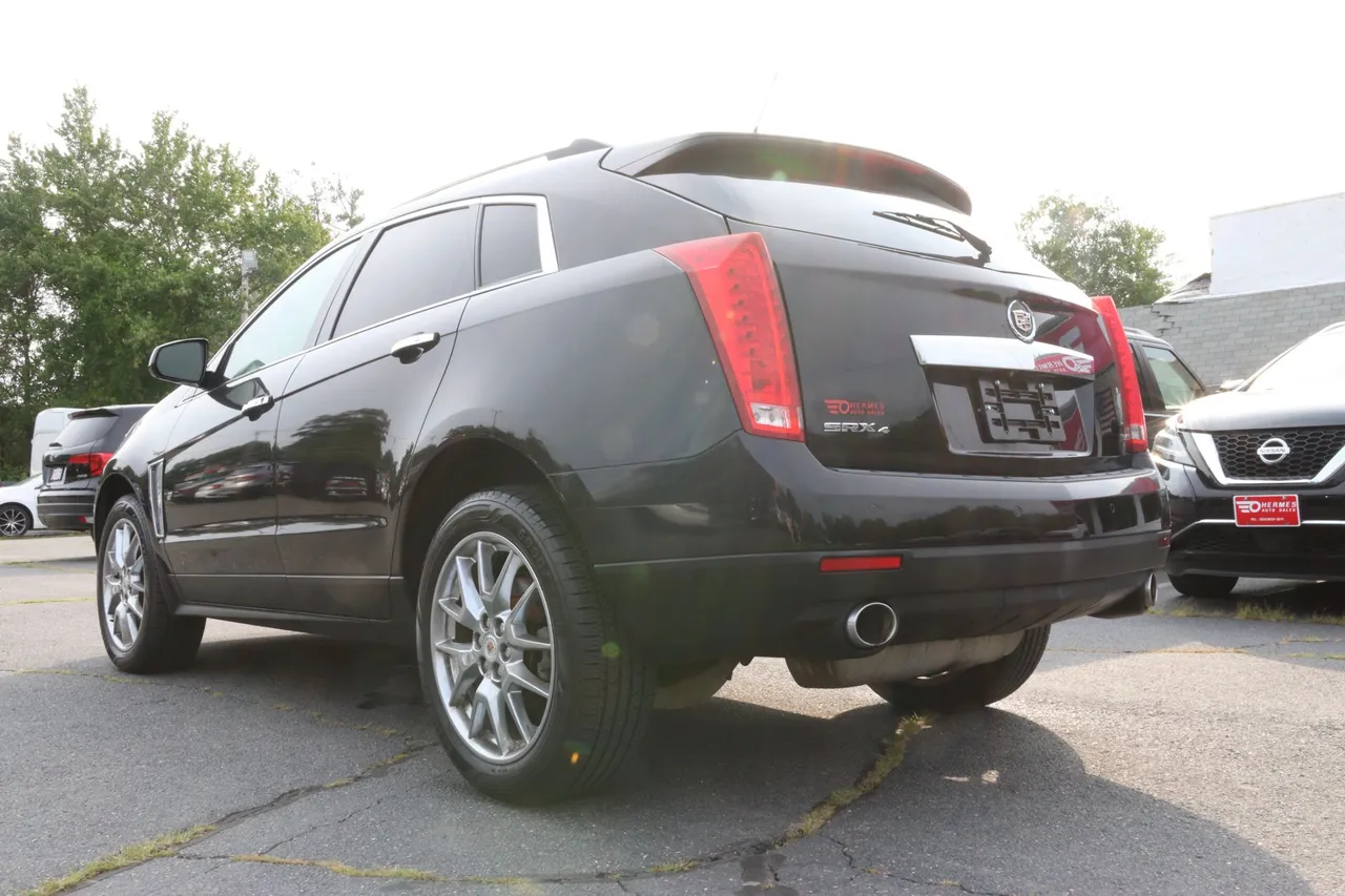2014 Cadillac SRX — photo 3 of 33