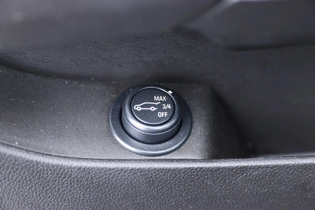 2014 Cadillac SRX — photo 11 of 33