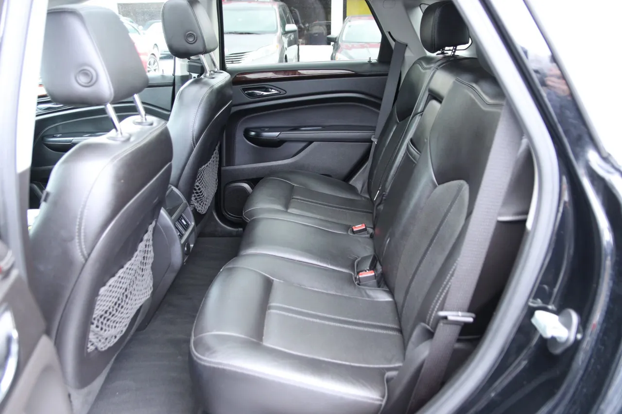 2014 Cadillac SRX — photo 16 of 33