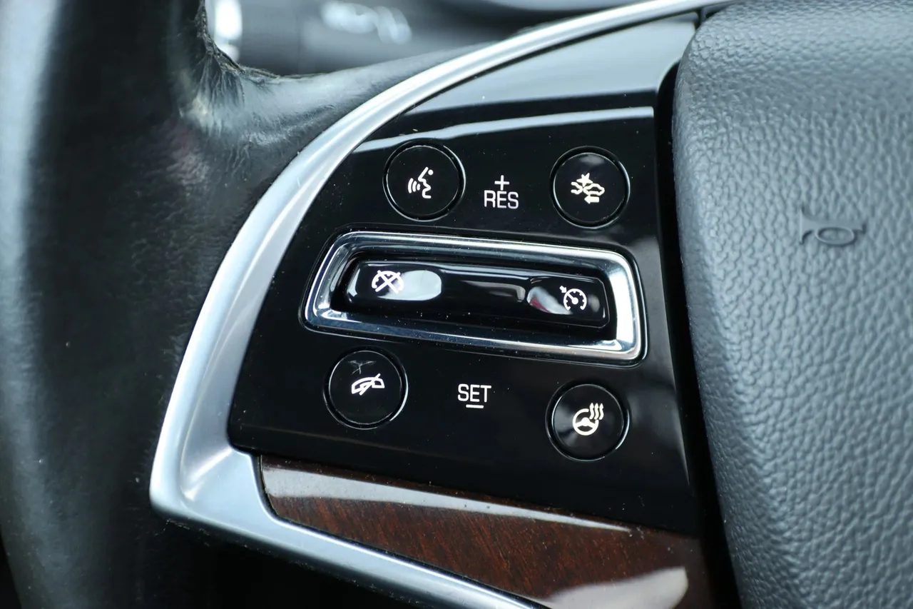 2014 Cadillac SRX — photo 21 of 33