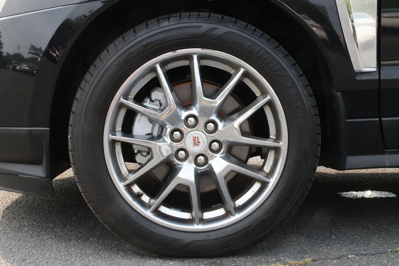 2014 Cadillac SRX — photo 30 of 33