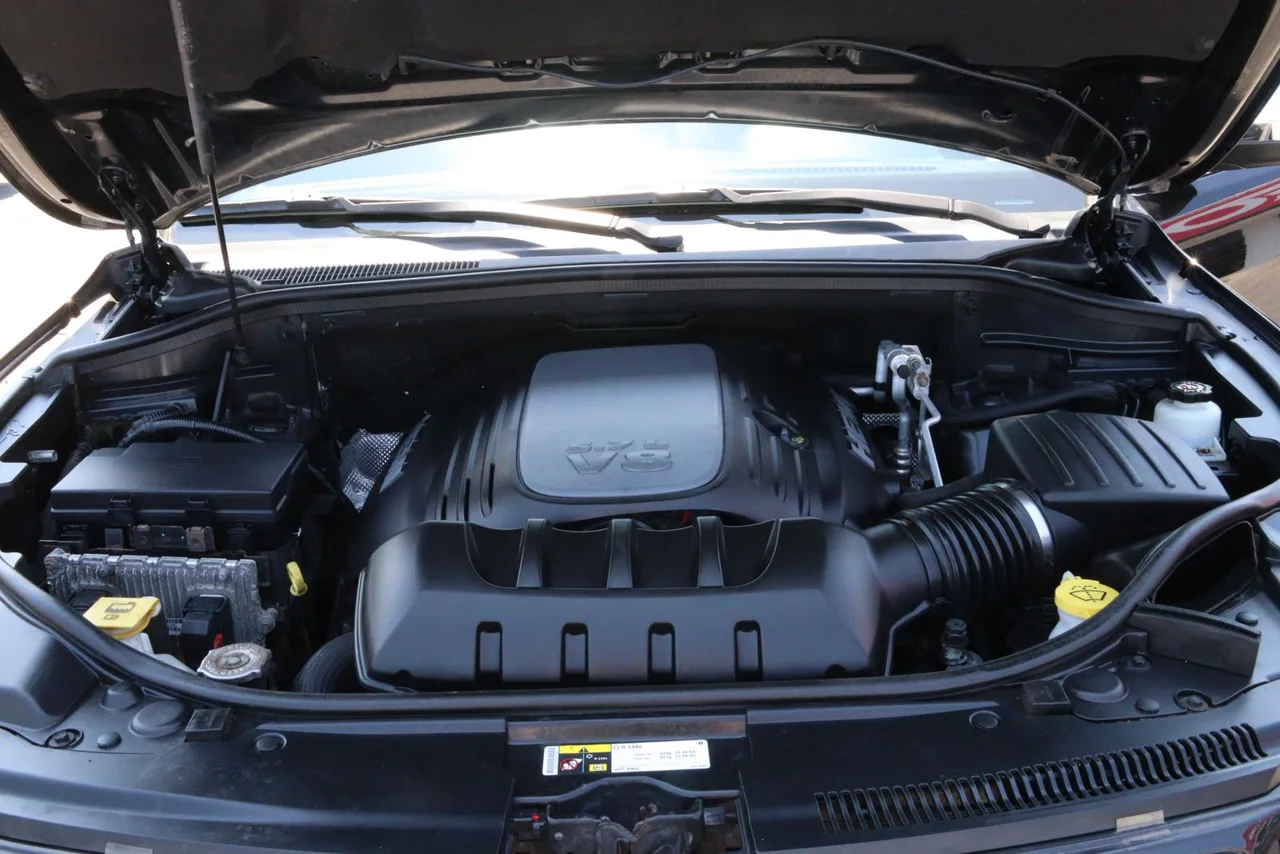 2014 Jeep Grand Cherokee — photo 11 of 31