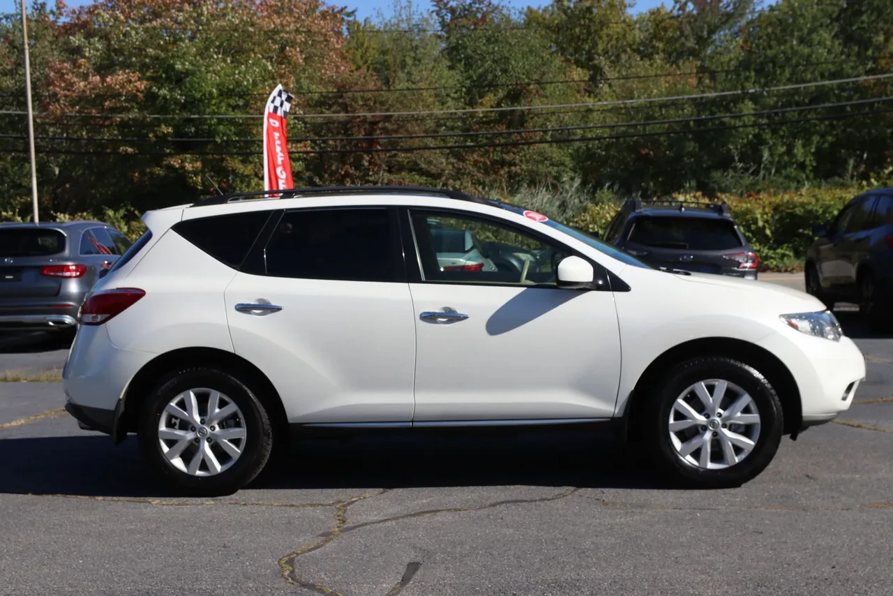 2014 Nissan Murano SL Sport Utility 4D in White — photo 6 of 42