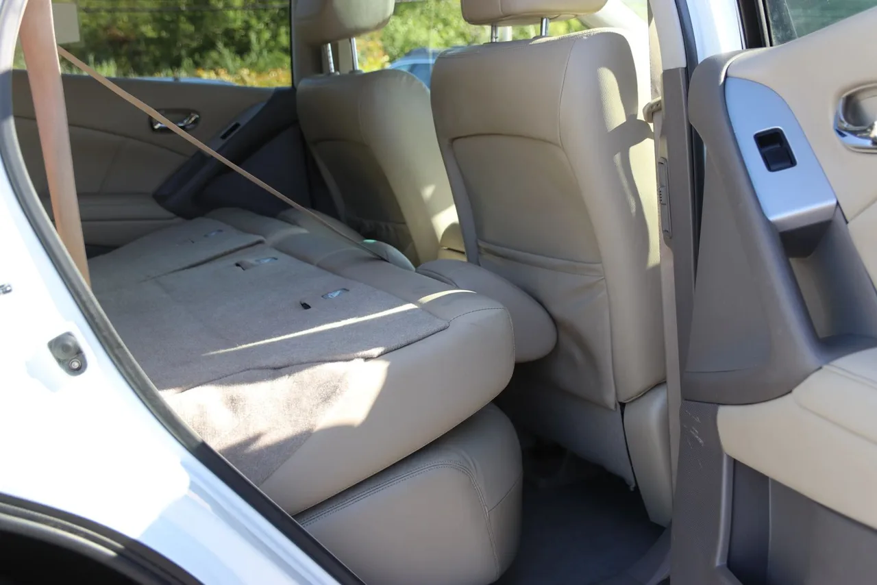 2014 Nissan Murano SL Sport Utility 4D in White — photo 25 of 42