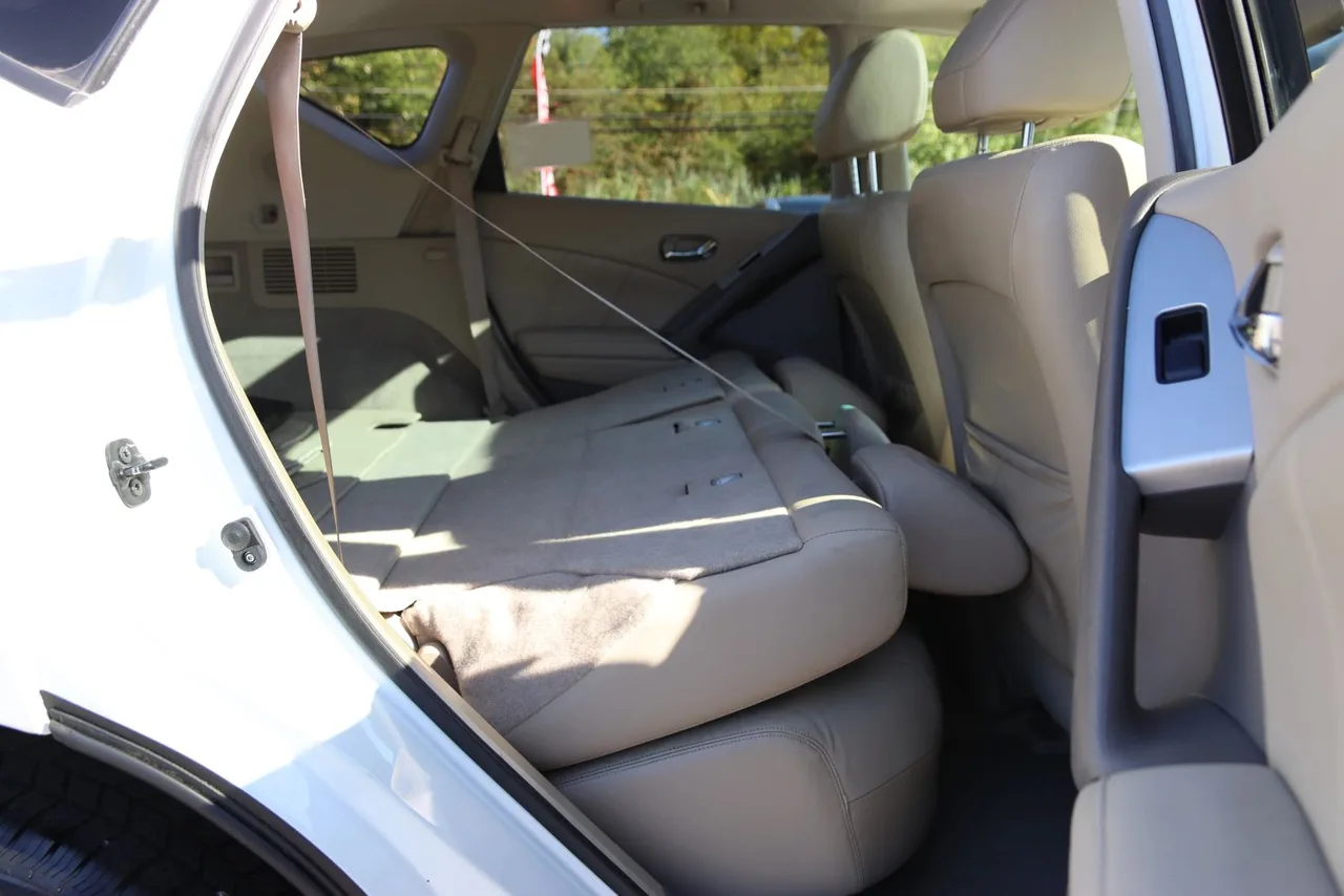 2014 Nissan Murano SL Sport Utility 4D in White — photo 26 of 42