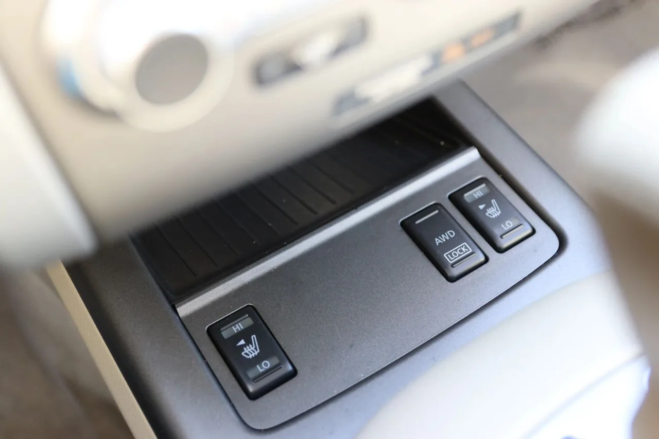 2014 Nissan Murano SL Sport Utility 4D in White — photo 33 of 42