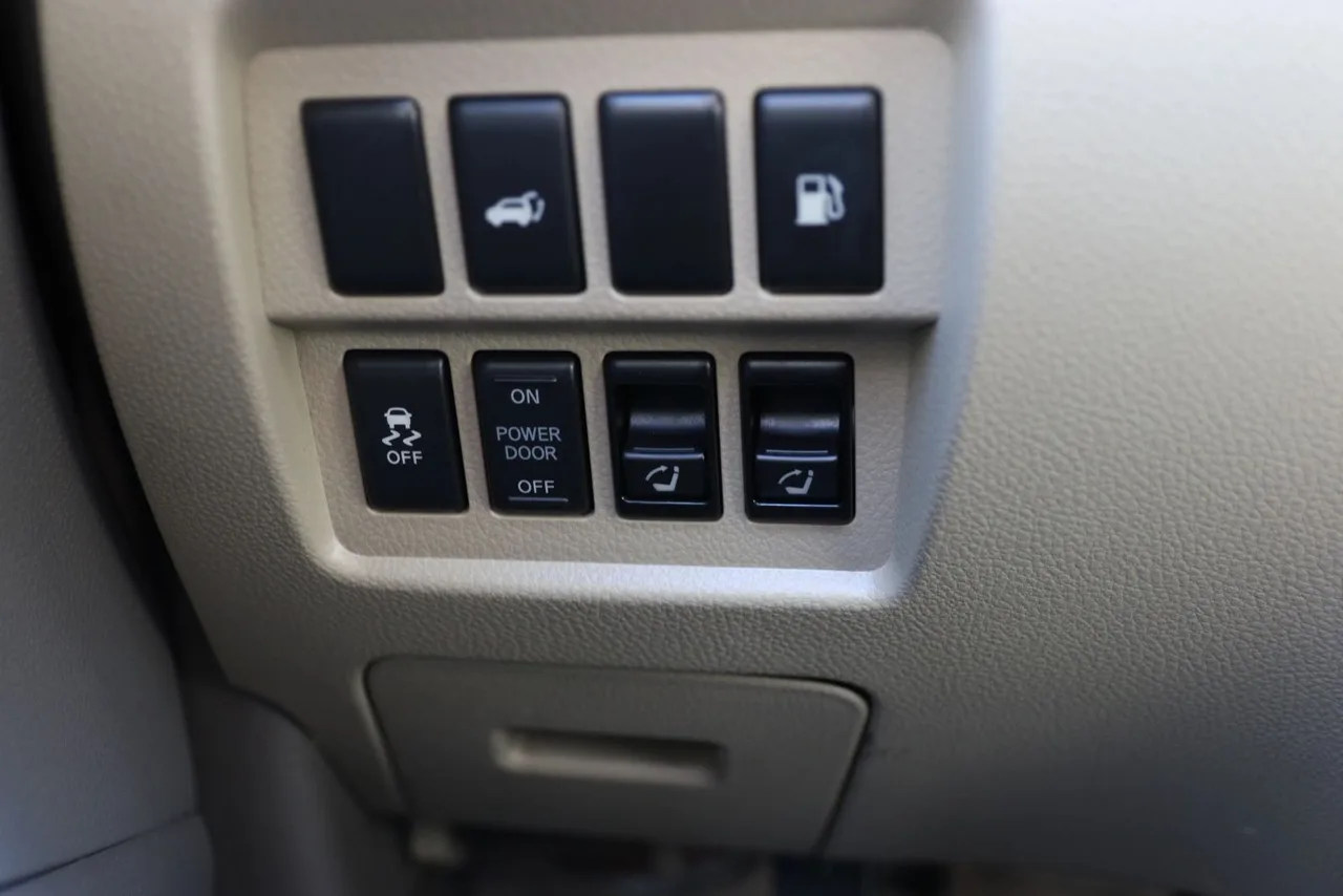 2014 Nissan Murano SL Sport Utility 4D in White — photo 36 of 42
