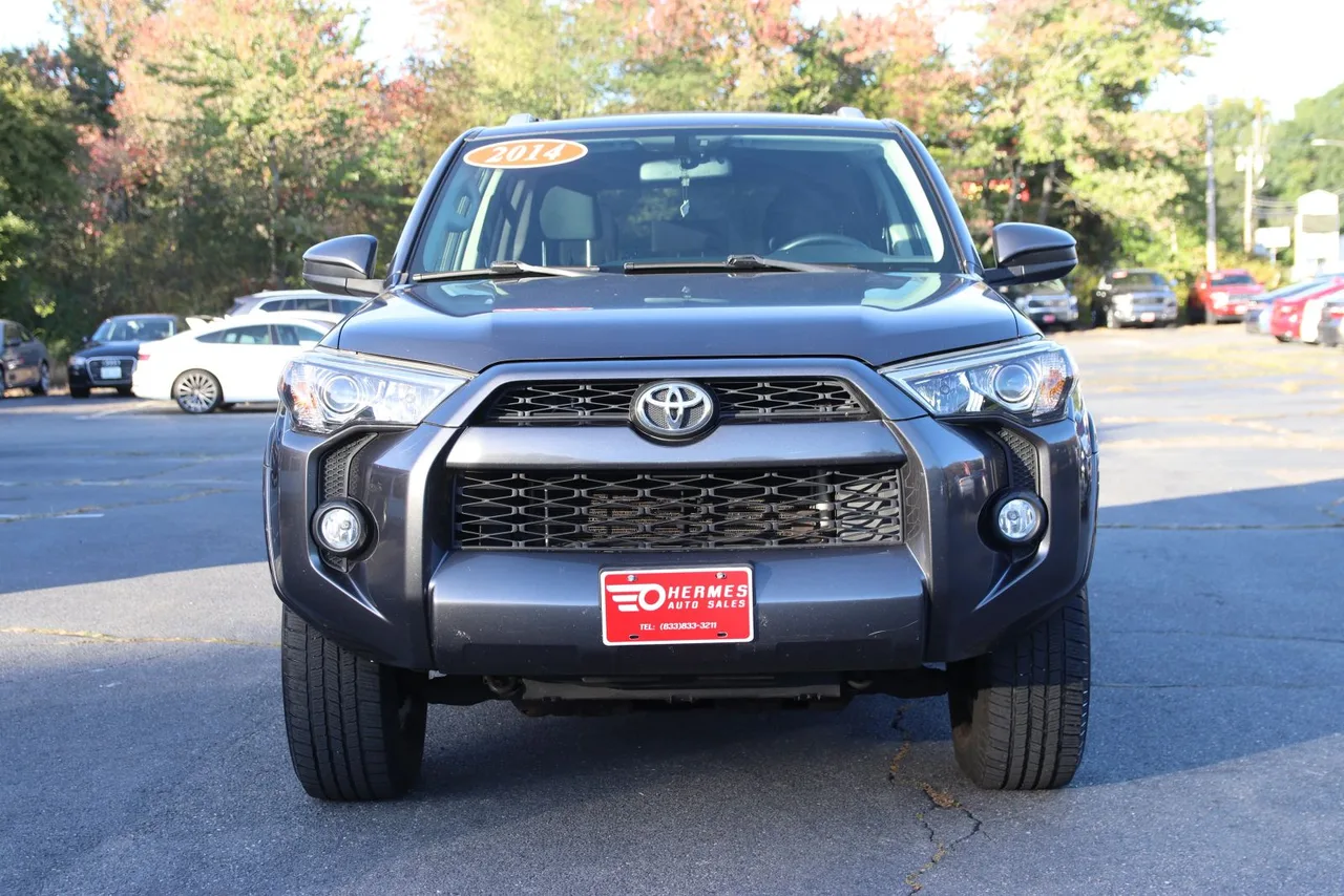 2014 Toyota 4RUNNER SR5 Sport Utility 4D in Gray — photo 2 of 40