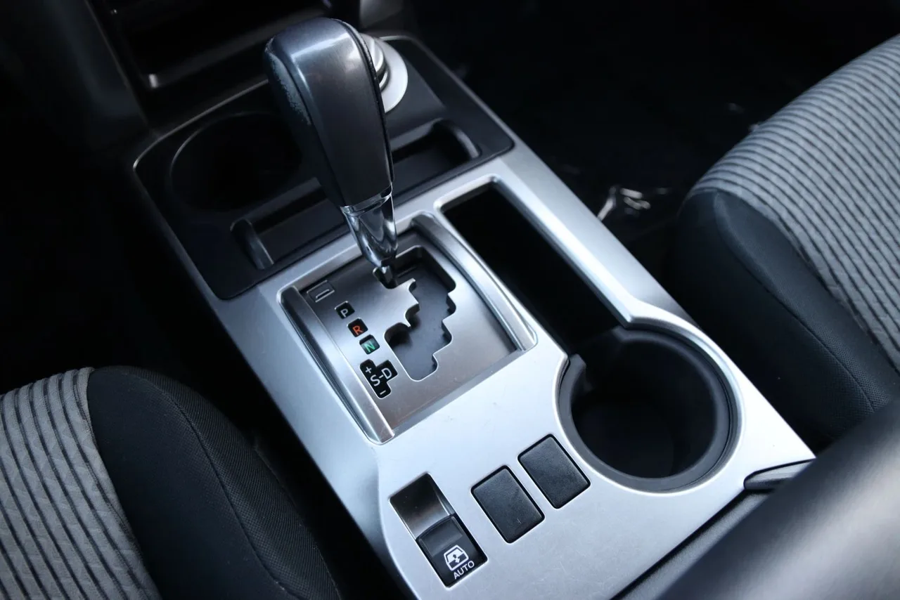 2014 Toyota 4RUNNER SR5 Sport Utility 4D in Gray — photo 29 of 40