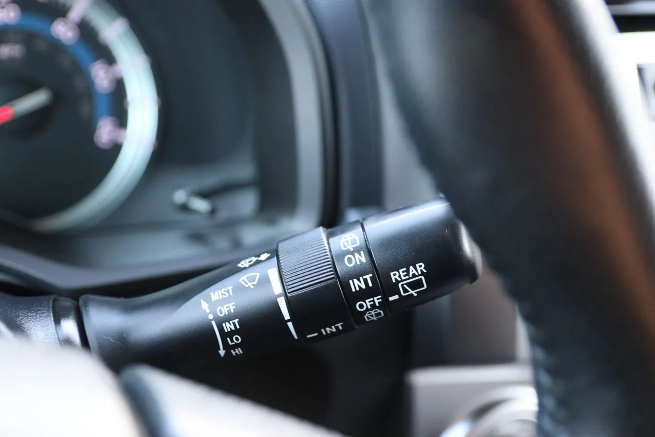 2014 Toyota 4RUNNER SR5 Sport Utility 4D in Gray — photo 35 of 40
