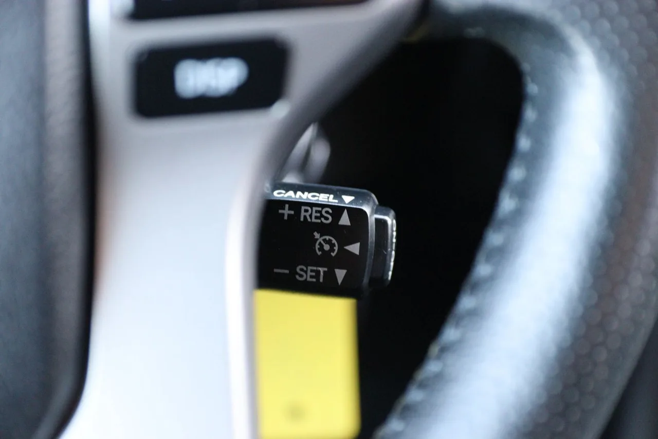 2014 Toyota 4RUNNER SR5 Sport Utility 4D in Gray — photo 36 of 40