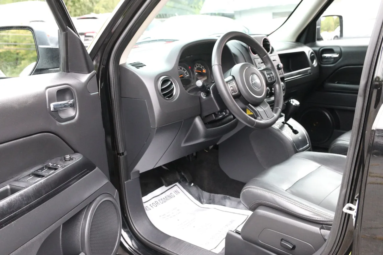 2015 Jeep Patriot High Altitude Edition Sport Utility 4D in Black — photo 10 of 28