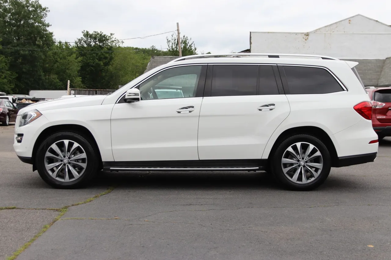 2015 Mercedes-Benz GL-Class — photo 2 of 35