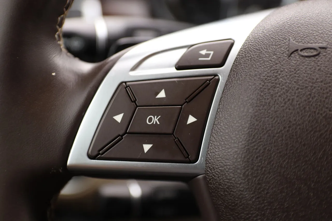 2015 Mercedes-Benz GL-Class — photo 25 of 35