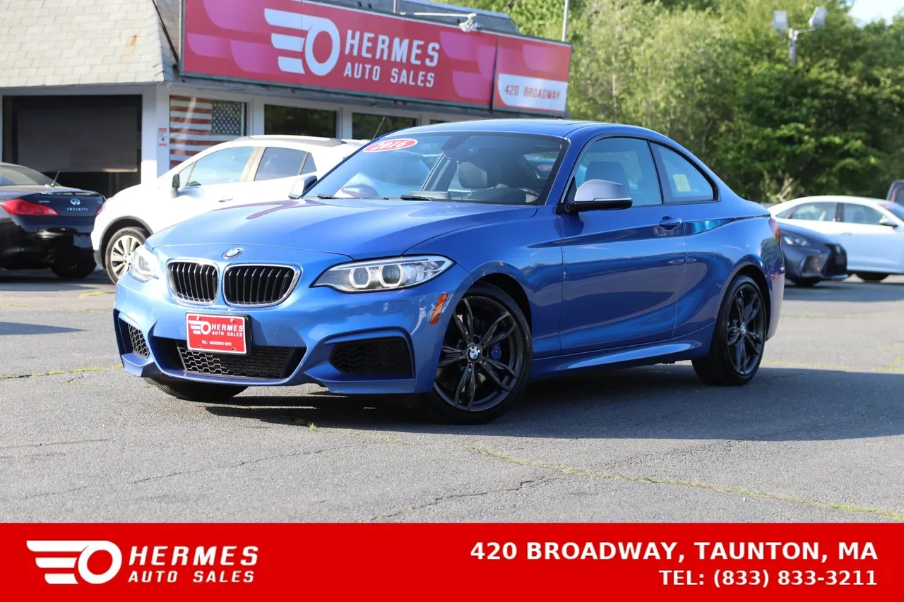 2016 BMW 2 Series — photo 1 of 31