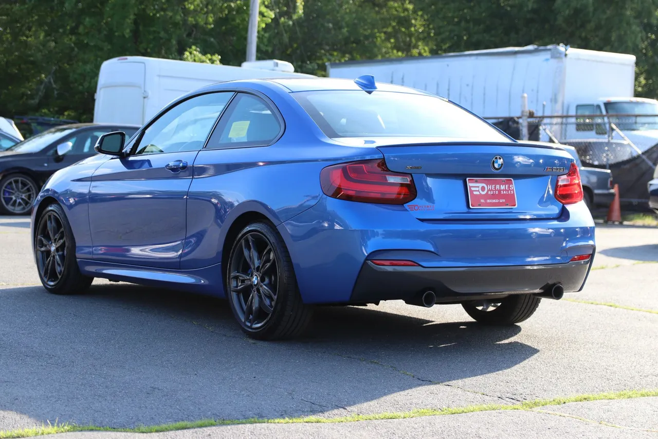 2016 BMW 2 Series — photo 3 of 31