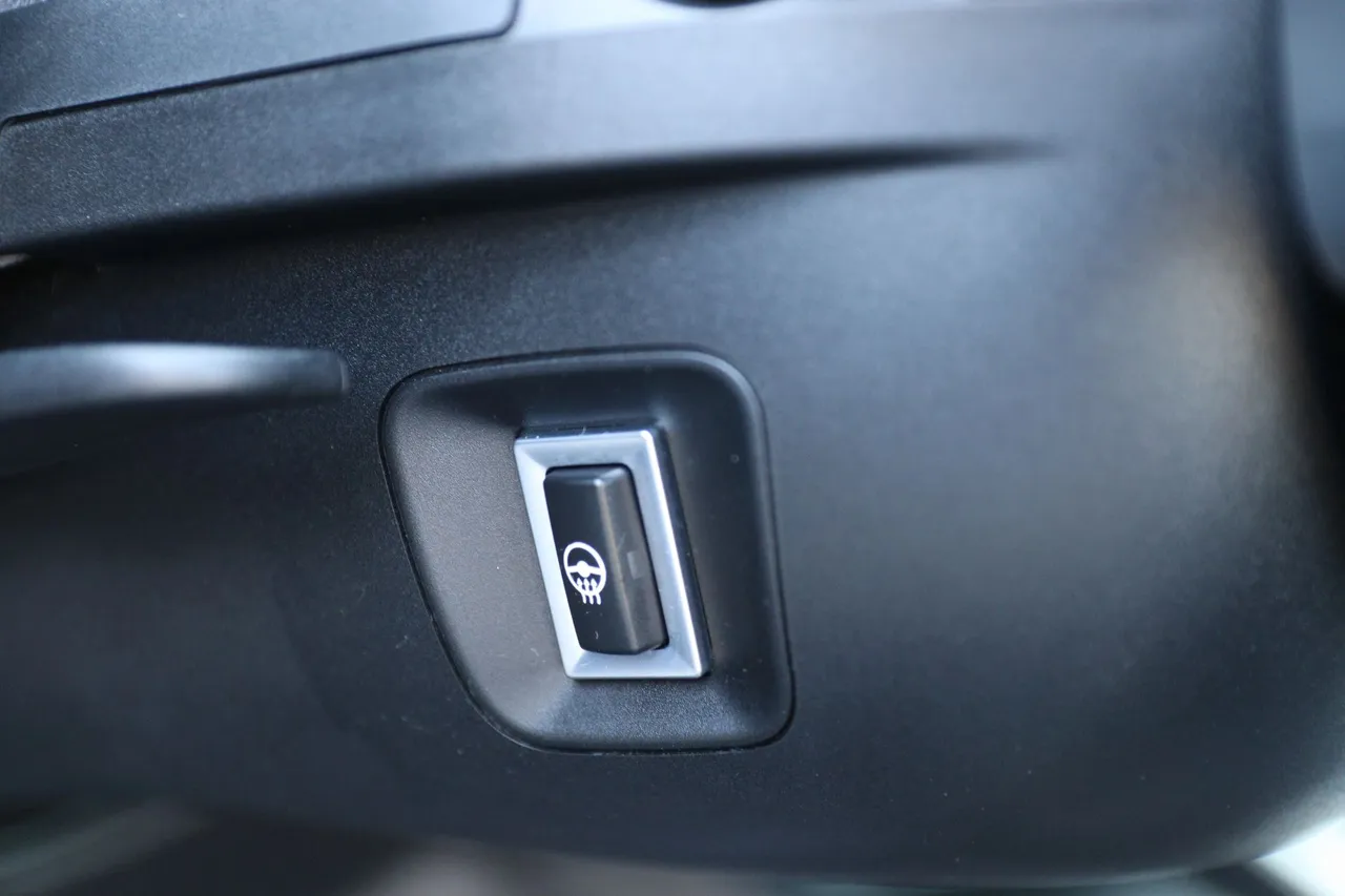 2016 BMW 2 Series — photo 21 of 31