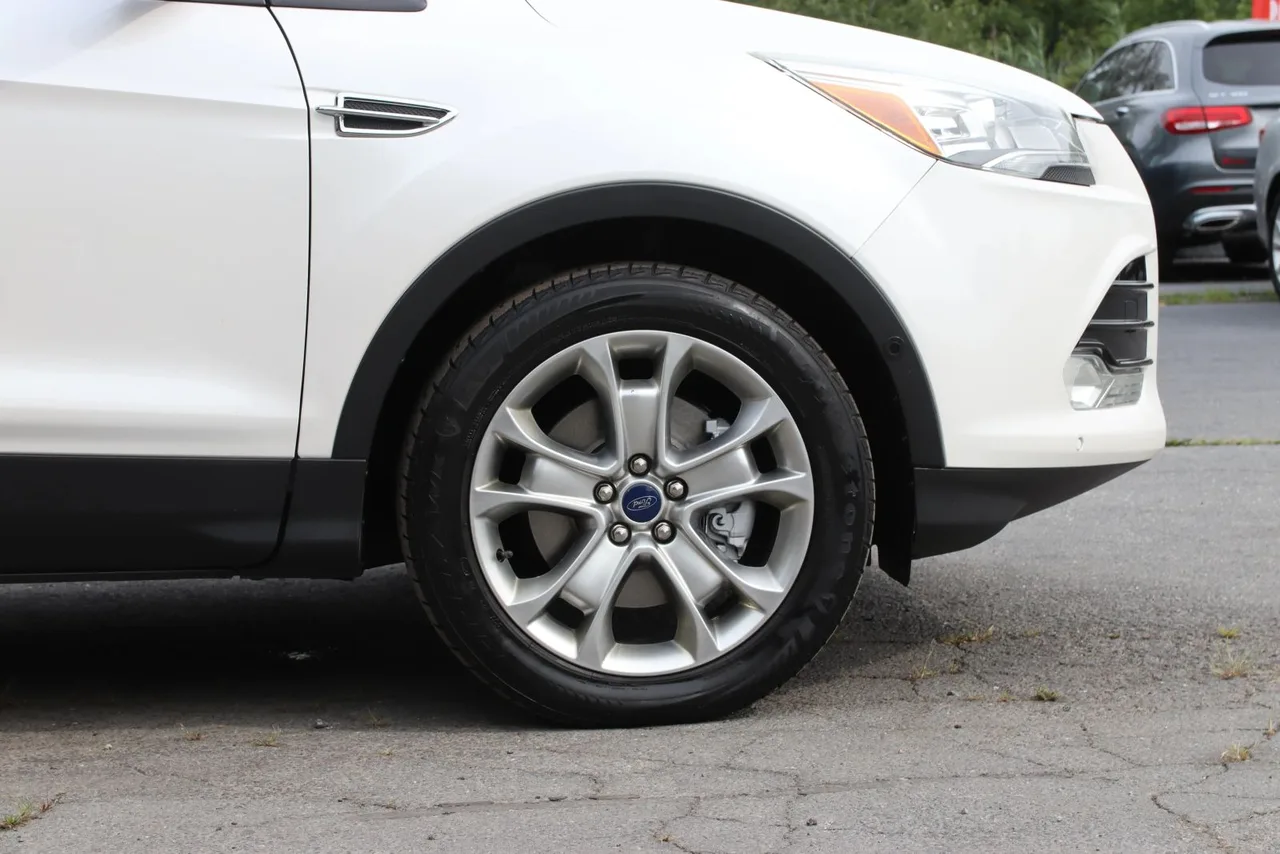 2016 Ford Escape — photo 9 of 33