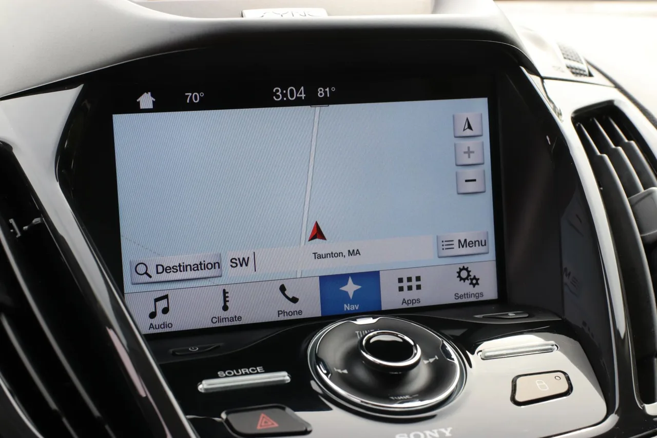 2016 Ford Escape — photo 25 of 33