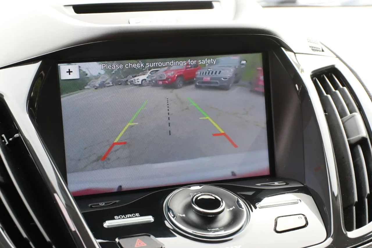 2016 Ford Escape — photo 26 of 33