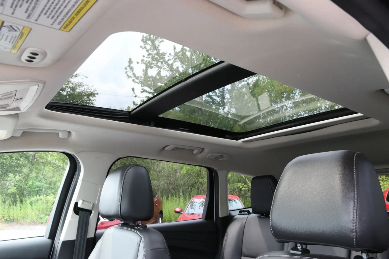 2016 Ford Escape — photo 29 of 33