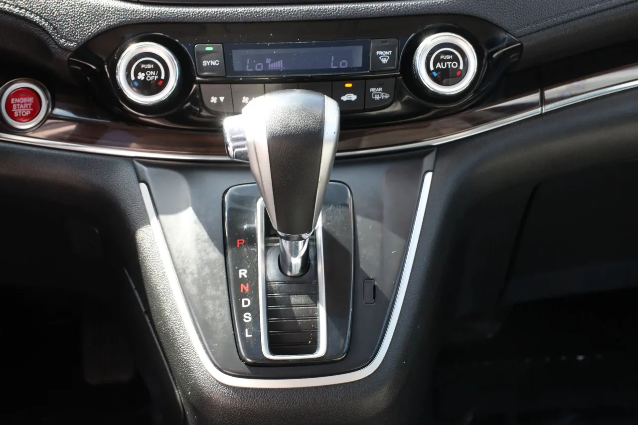 2016 Honda CR-V — photo 29 of 34
