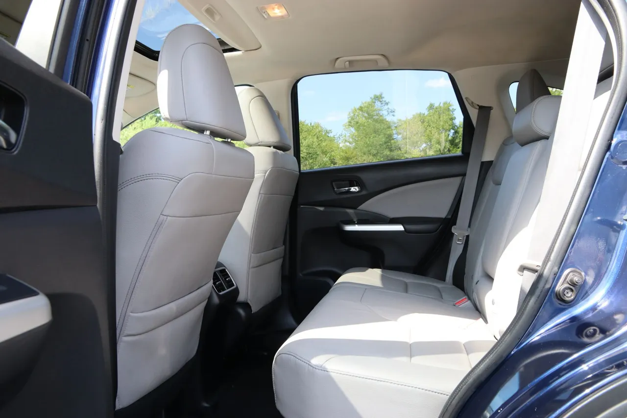 2016 Honda CR-V — photo 32 of 34