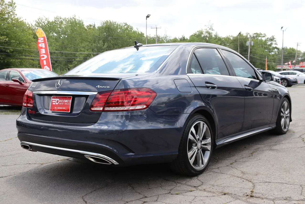 2016 Mercedes-Benz E-Class — photo 5 of 36