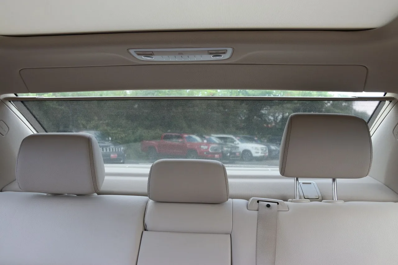 2016 Mercedes-Benz E-Class — photo 35 of 36