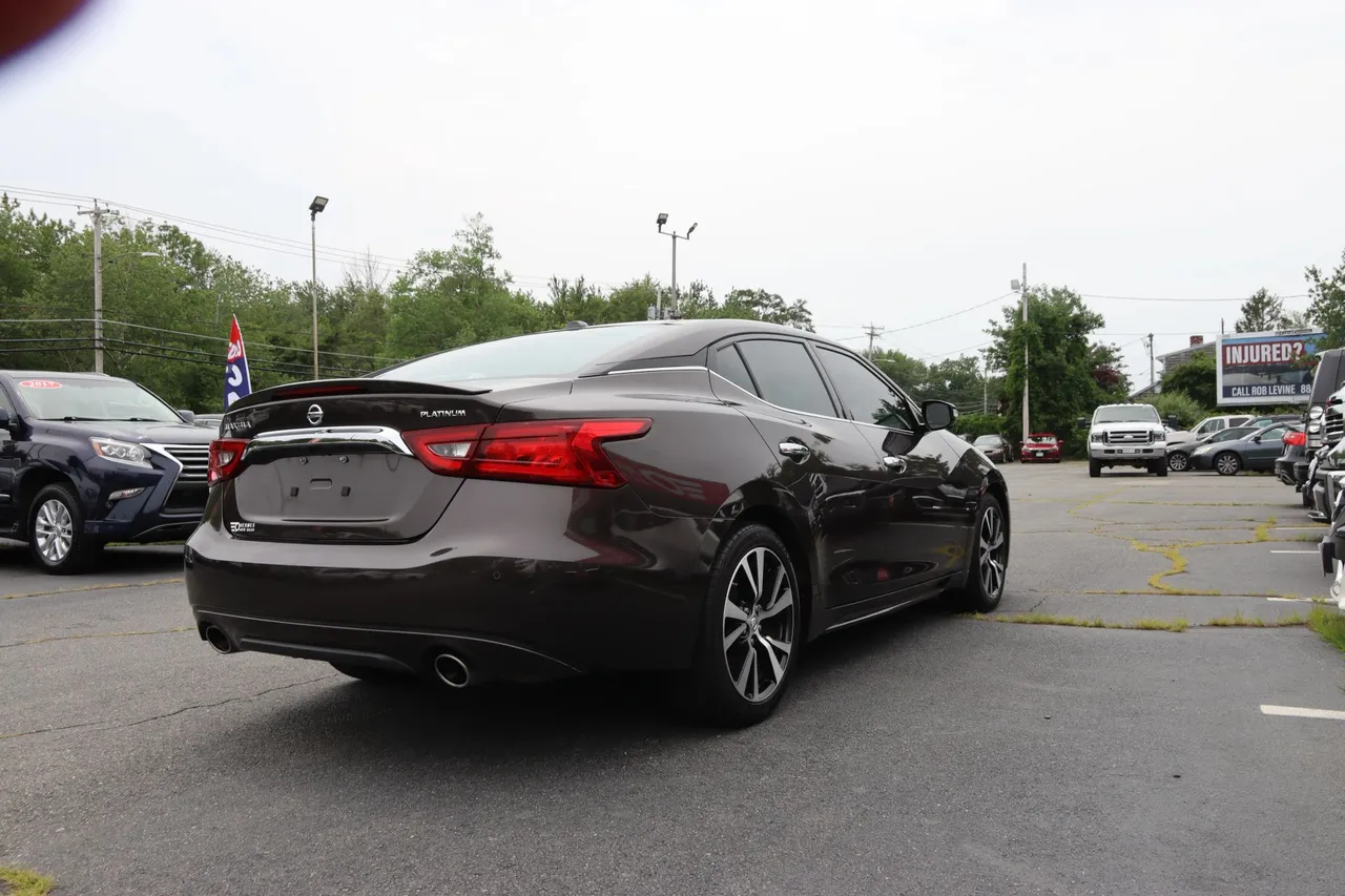 2016 Nissan Maxima — photo 5 of 36