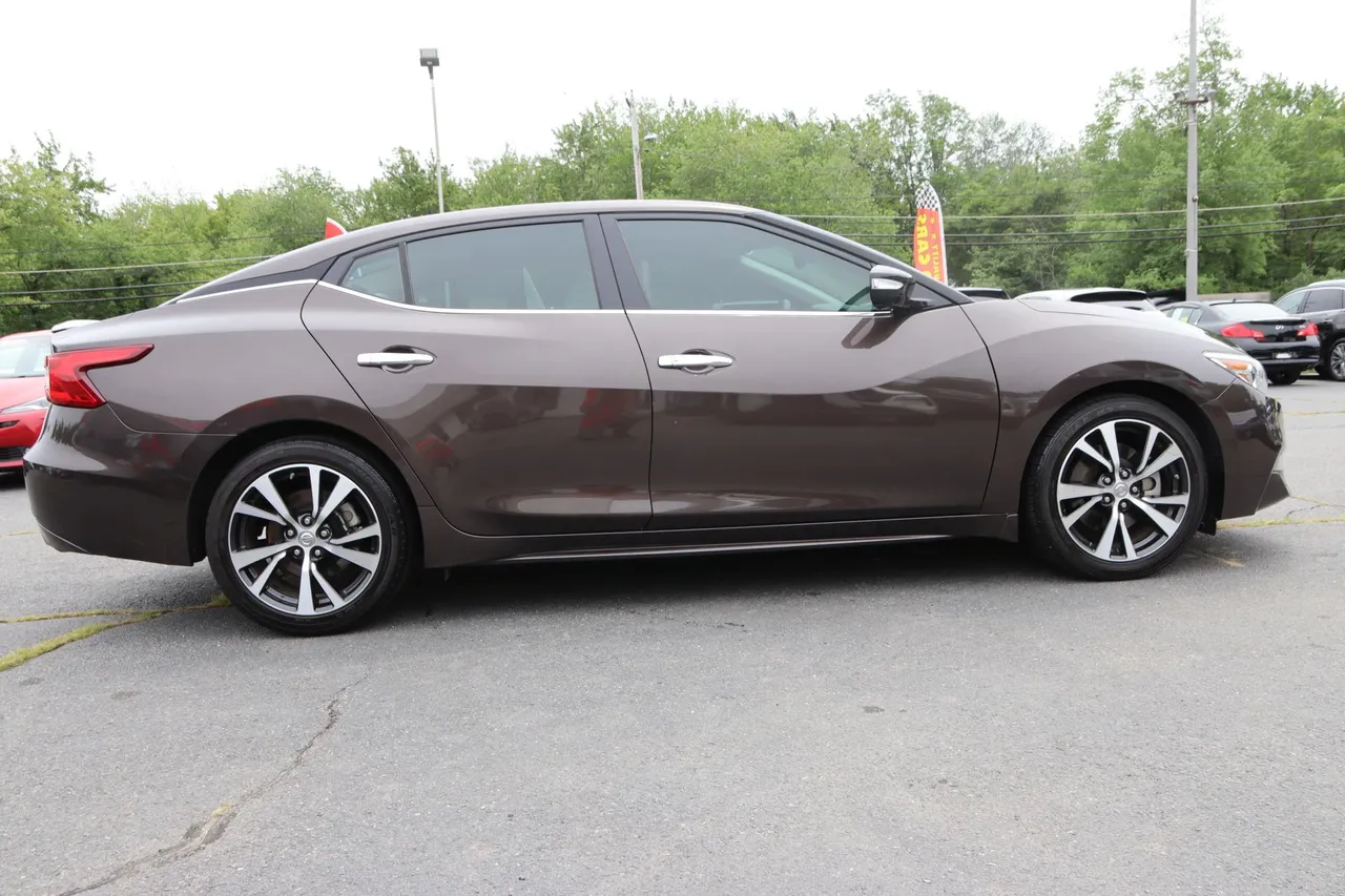 2016 Nissan Maxima — photo 6 of 36