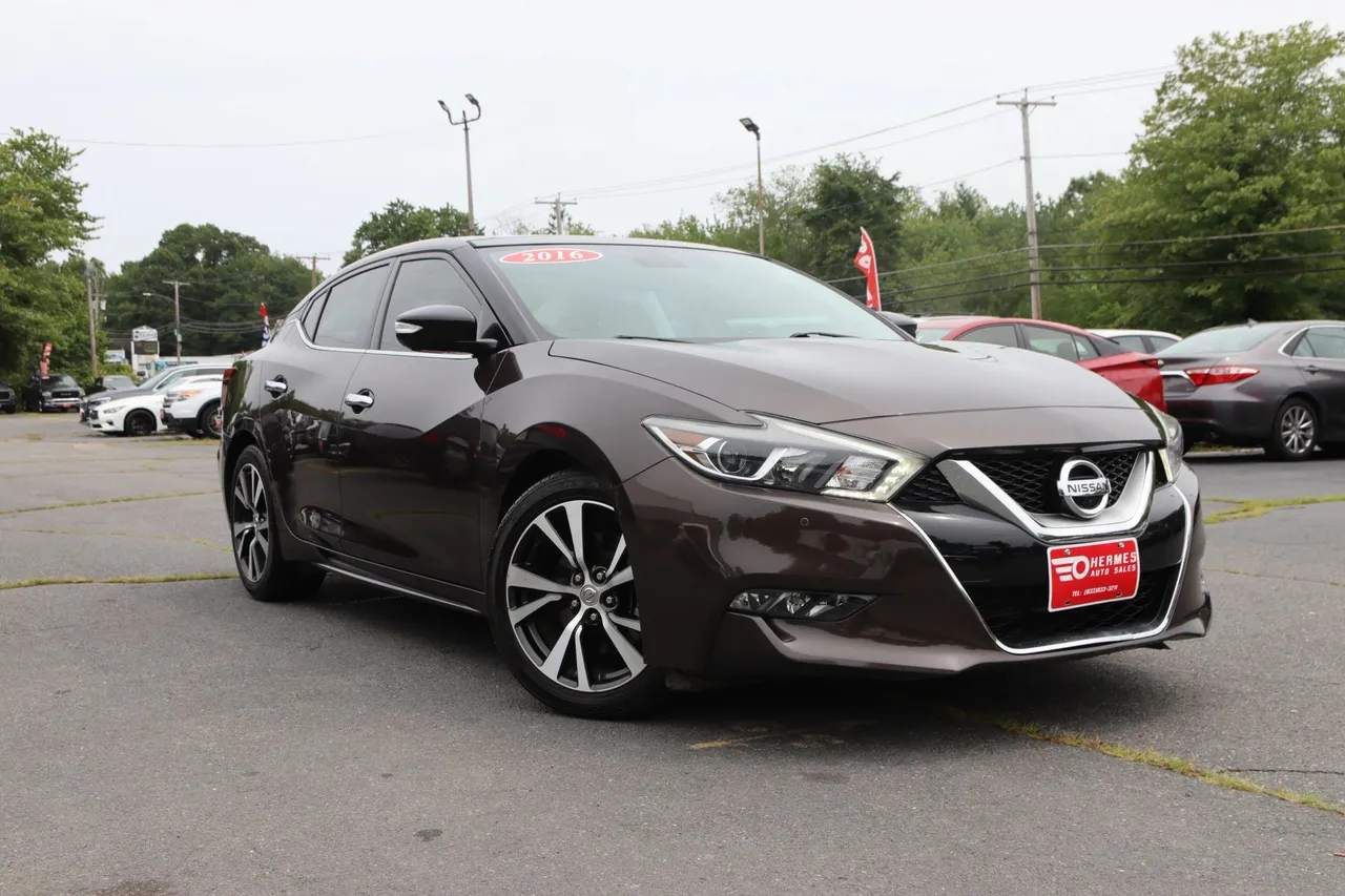 2016 Nissan Maxima — photo 7 of 36