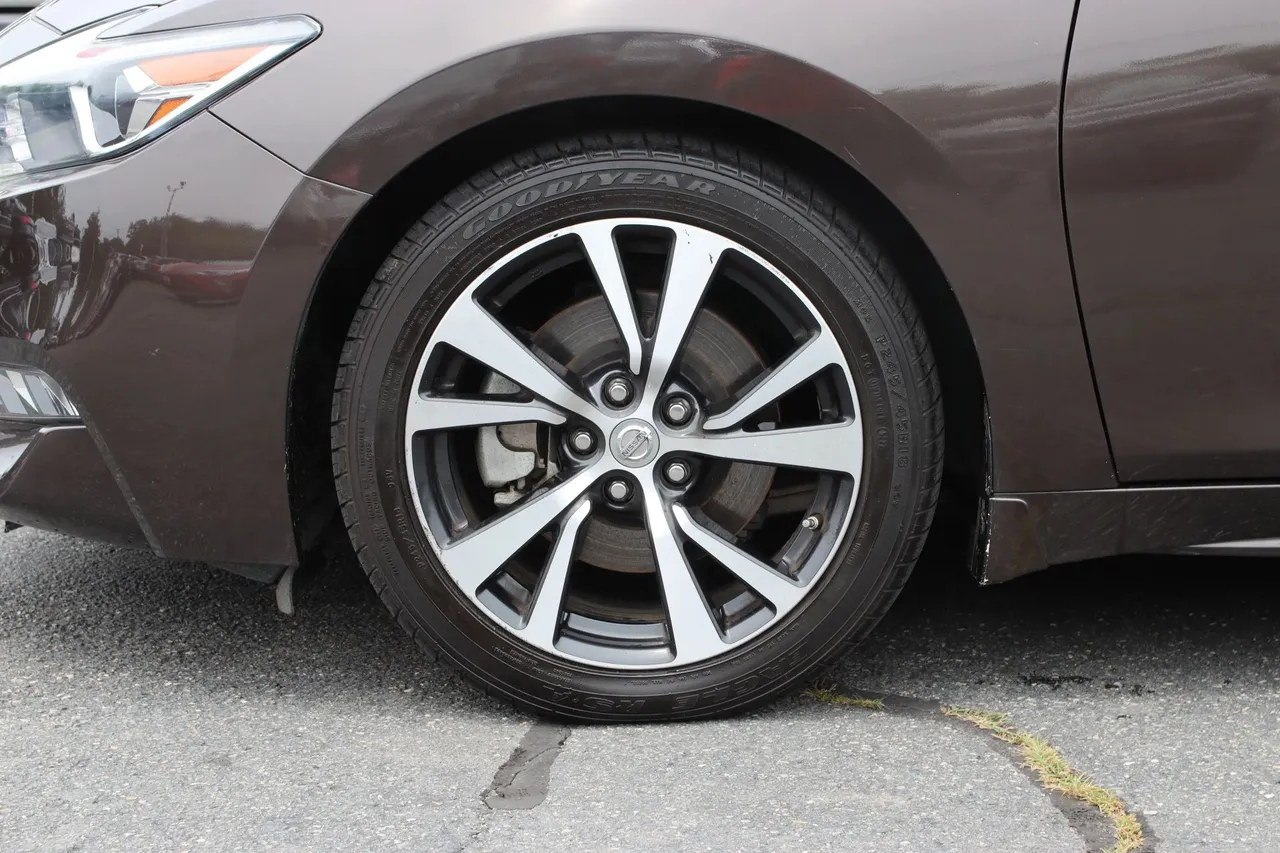 2016 Nissan Maxima — photo 36 of 36