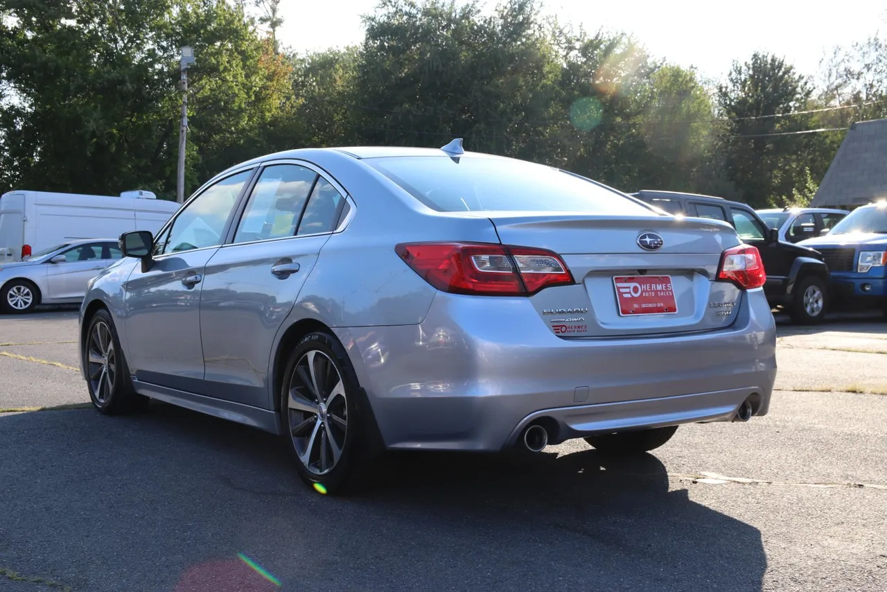 2016 Subaru Legacy — photo 4 of 33